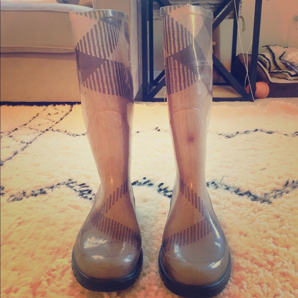 Burberry Rainboots